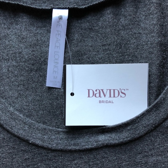 Bride-to-be engagement Shirt NWT M - Picture 3 of 3